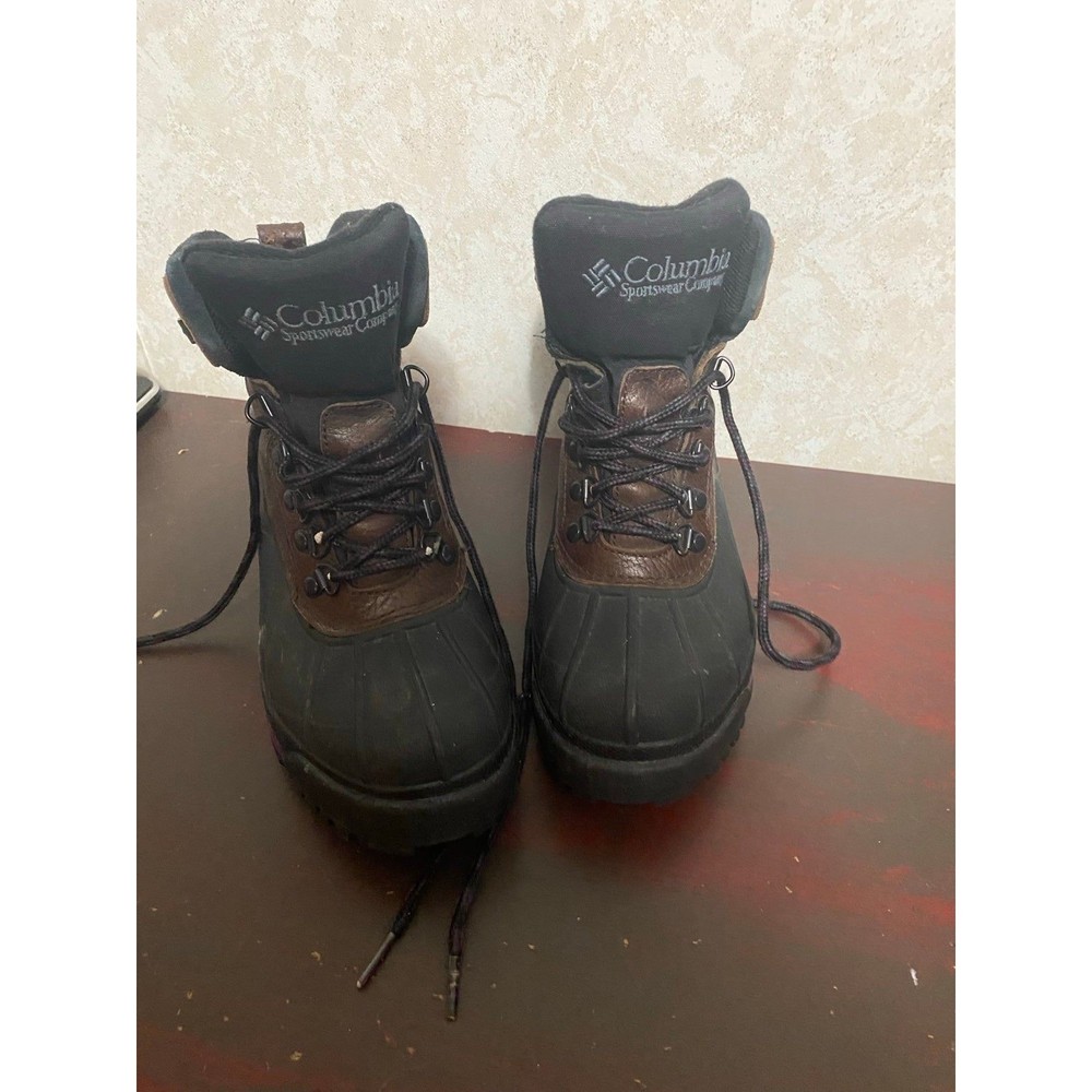 Women’s Columbia hiking shoes